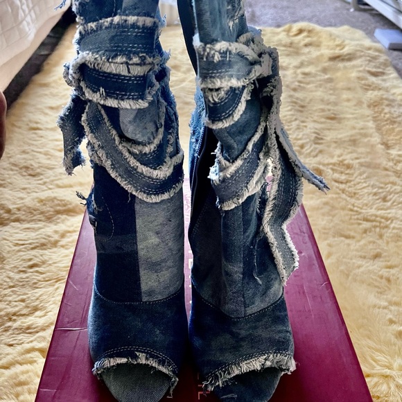 Shoes - Jean Booties